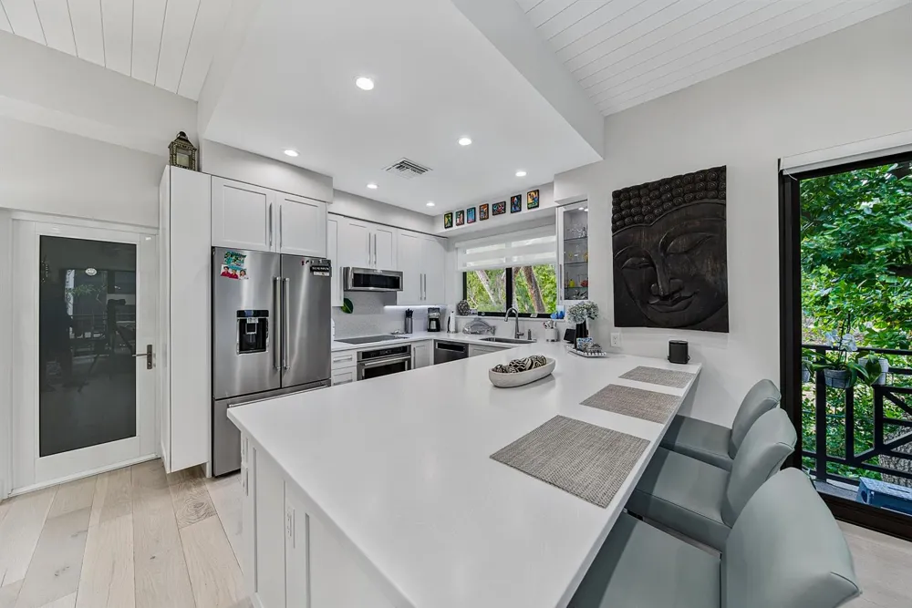 1556 S OCEAN LANE #204 Fort Lauderdale, FL 33316