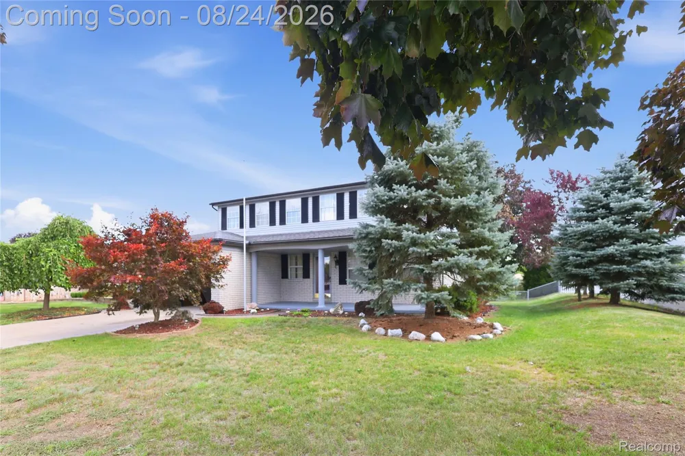 13622 Biscayne Drive Sterling Heights City, MI 48313