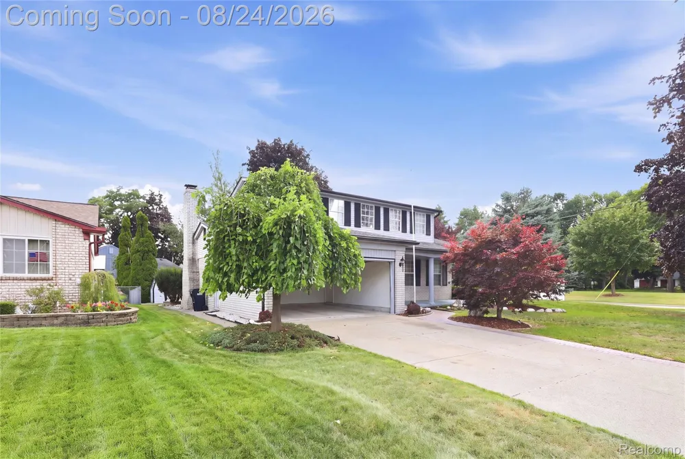 13622 Biscayne Drive Sterling Heights City, MI 48313