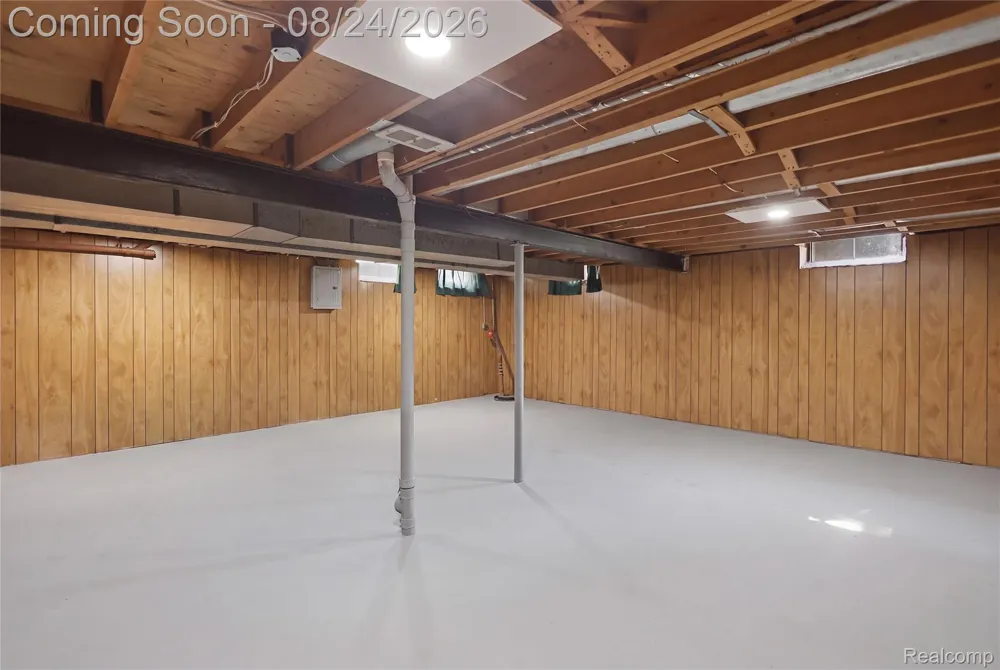 13622 Biscayne Drive Sterling Heights City, MI 48313