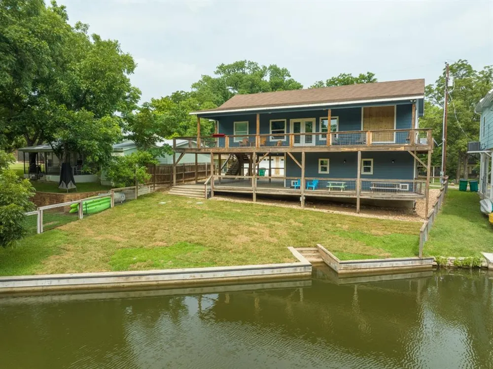 1320 Contour Drive Burnet, TX 78611