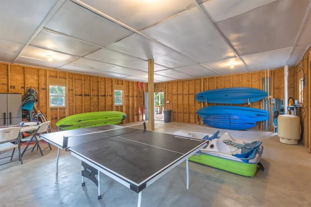 1320 Contour Drive Burnet, TX 78611