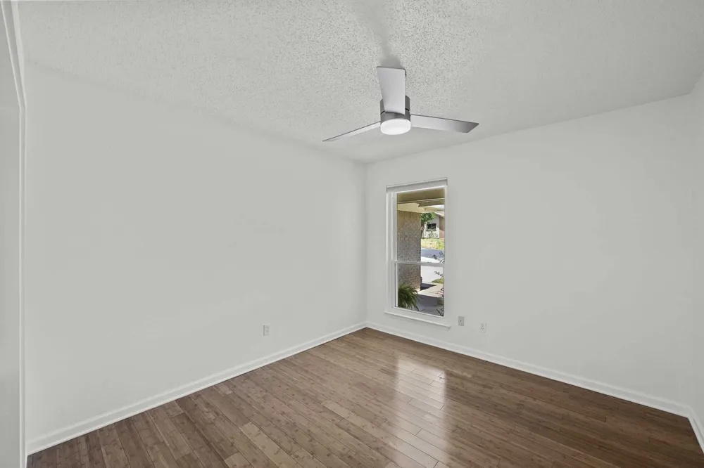 2717 Charlesworth Drive Austin, TX 78745