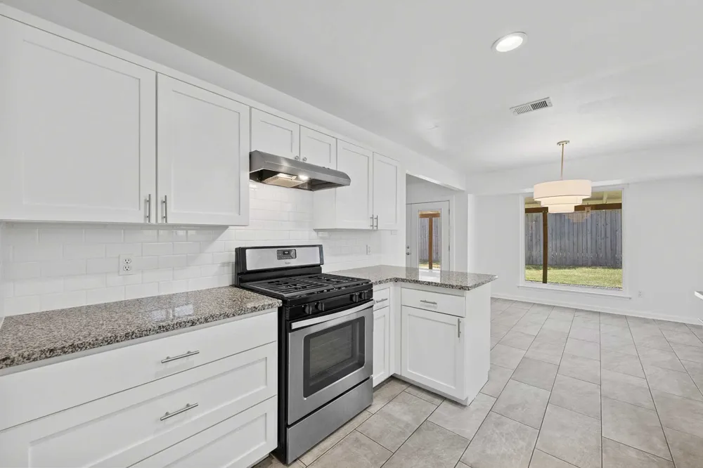 2717 Charlesworth Drive Austin, TX 78745