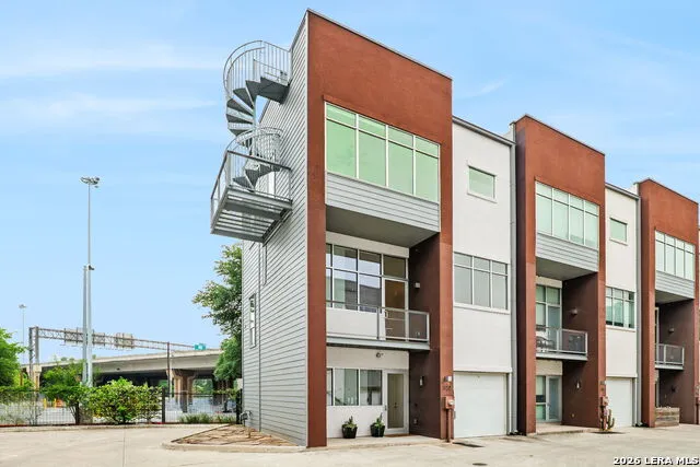 1120 E Quincy San Antonio, TX 78212