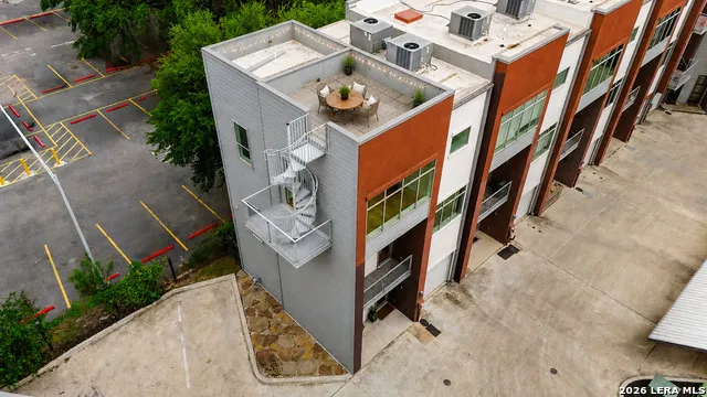 1120 E Quincy San Antonio, TX 78212