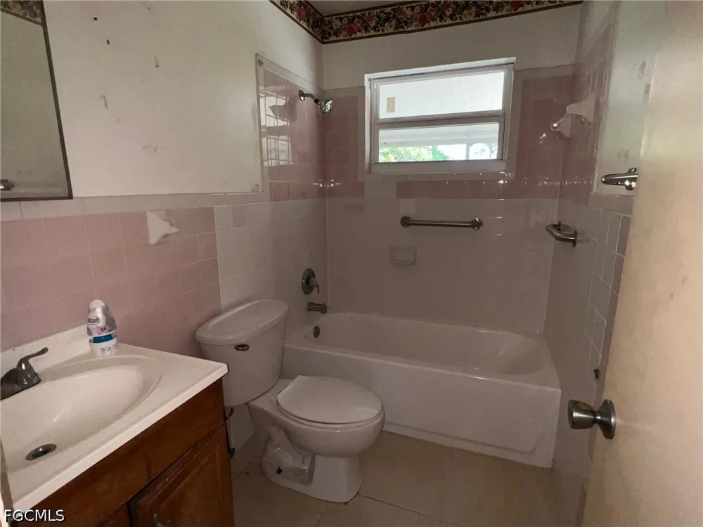 W El Paso Avenue Clewiston, FL 33440