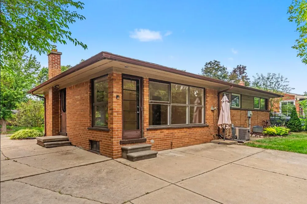 1511 Catalina Drive Ann Arbor City, MI 48103