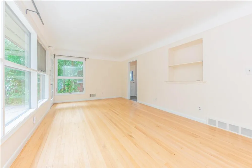 1511 Catalina Drive Ann Arbor City, MI 48103