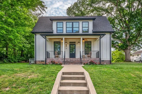 219 McCreary Heights