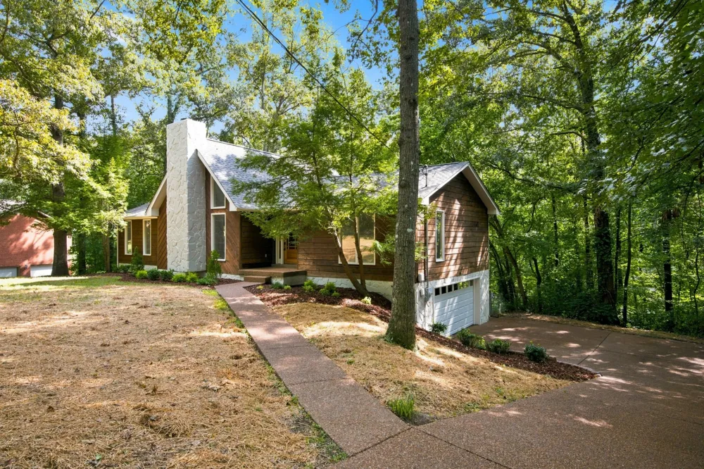 357 Twin Oaks Dr Kingston Springs, TN 37082