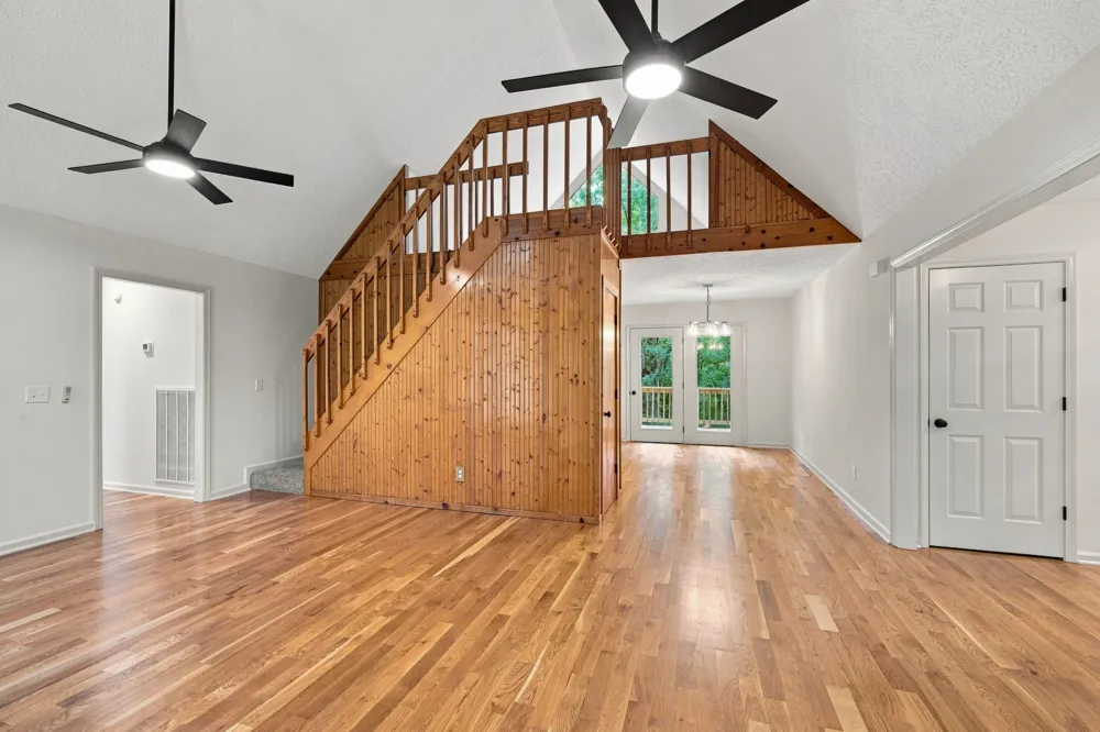 357 Twin Oaks Dr Kingston Springs, TN 37082