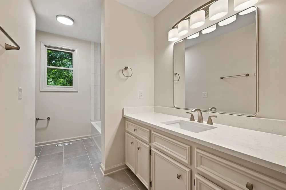 357 Twin Oaks Dr Kingston Springs, TN 37082