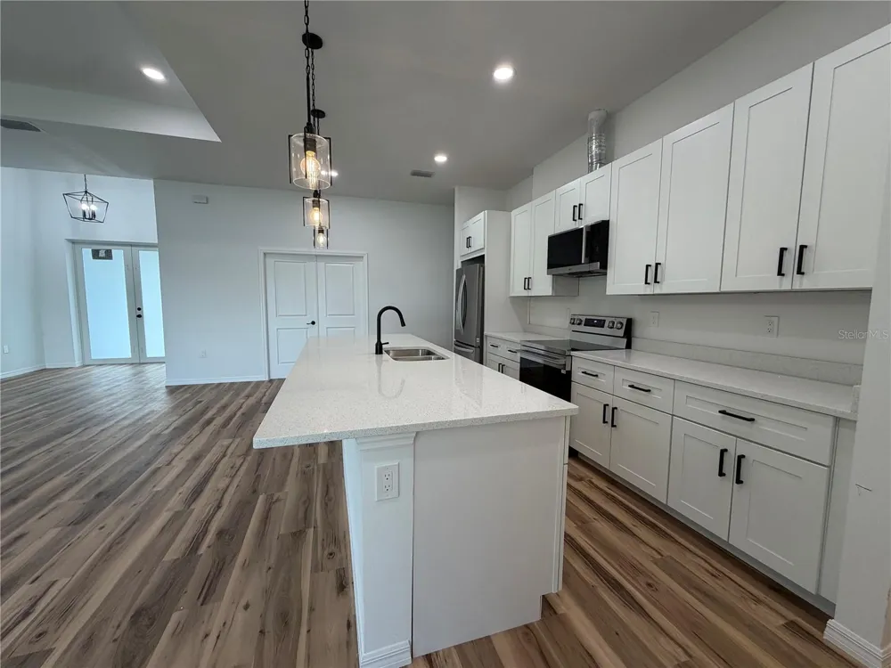 4210 34TH STREET SW Lehigh Acres, FL 33976
