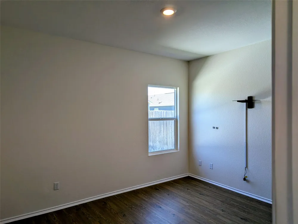 1112 Minnow Lane Bastrop, TX 78602