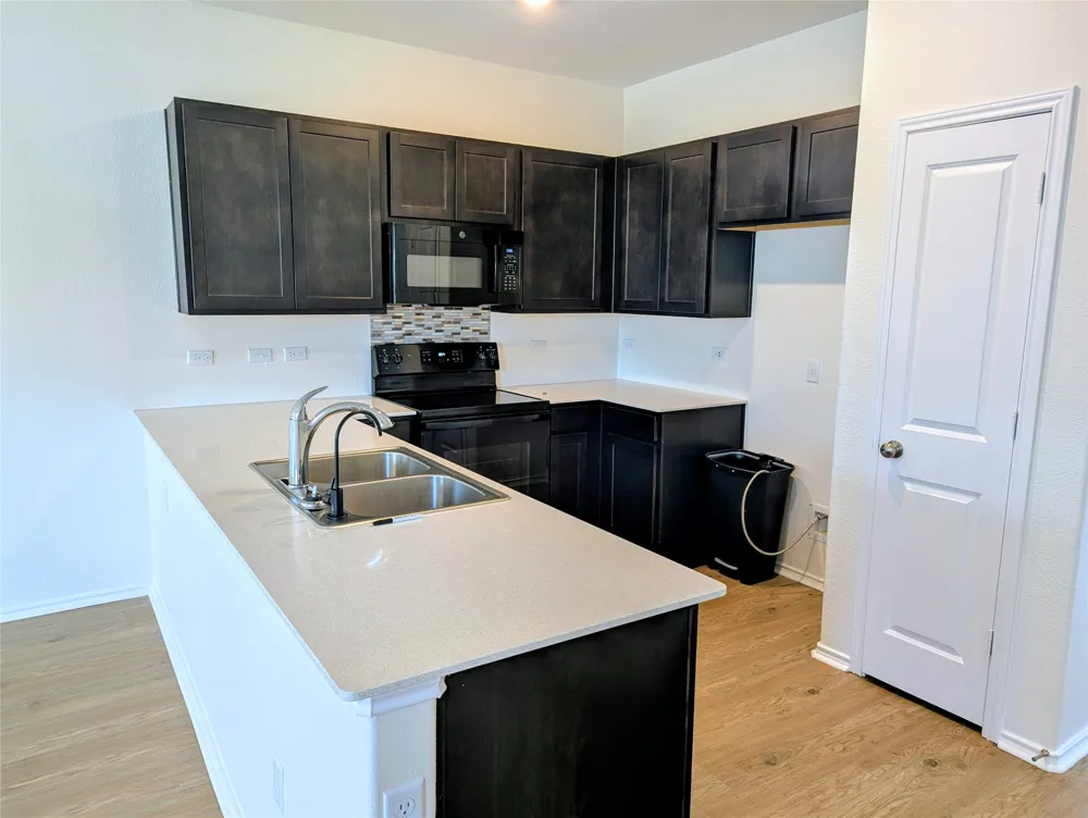 1112 Minnow Lane Bastrop, TX 78602
