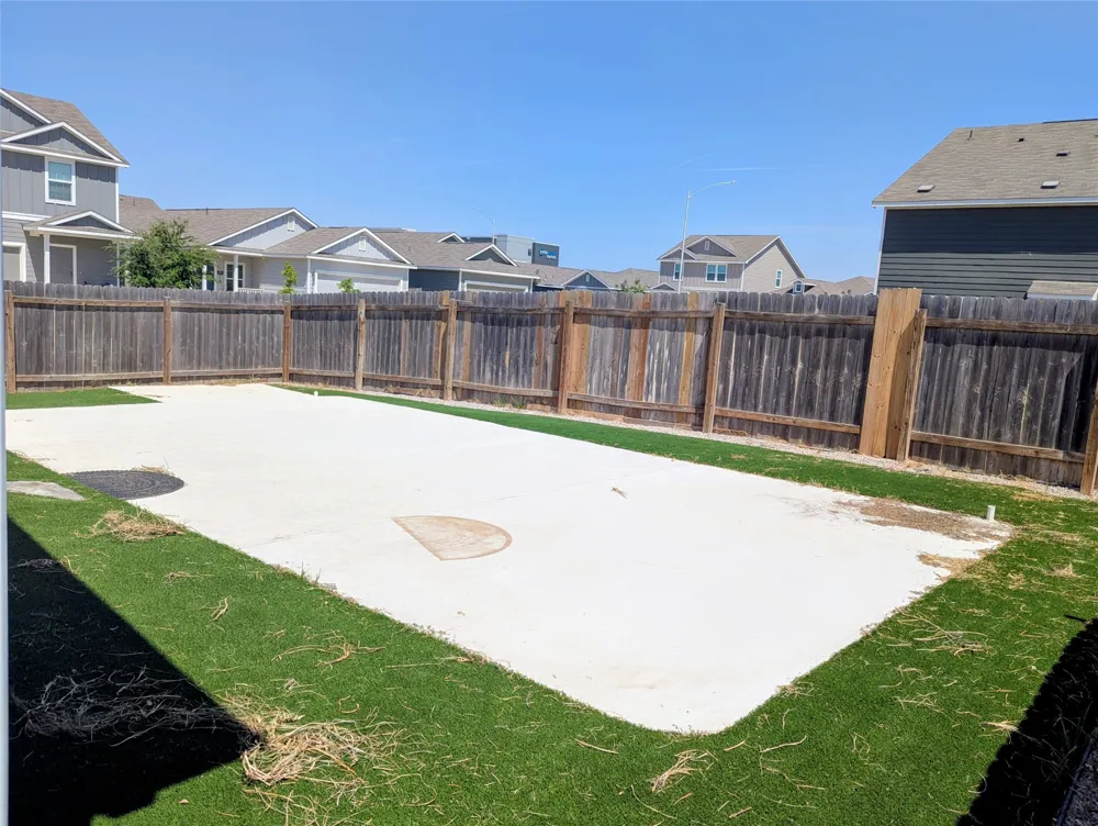 1112 Minnow Lane Bastrop, TX 78602