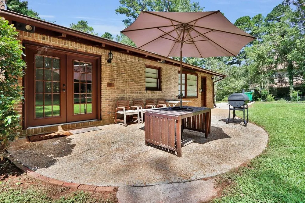 5428 Smoke Rise Drive Stone Mountain, GA 30087