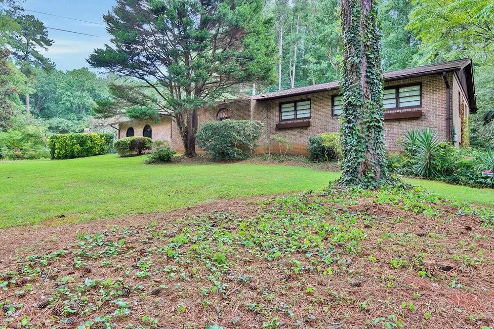 5428 Smoke Rise Drive Stone Mountain, GA 30087