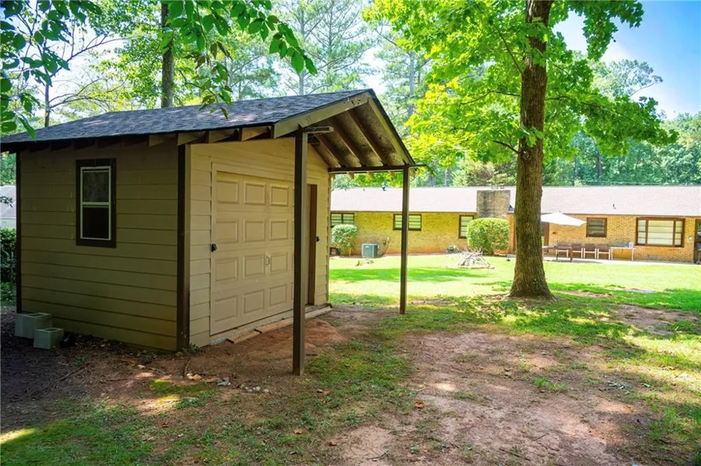 5428 Smoke Rise Drive Stone Mountain, GA 30087
