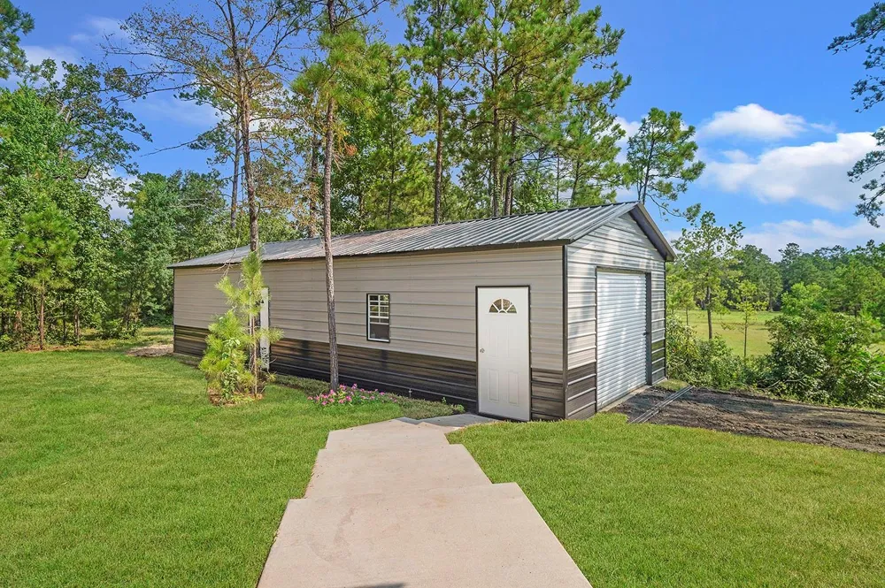 2231 Cr 3550 Woodville, TX 75979
