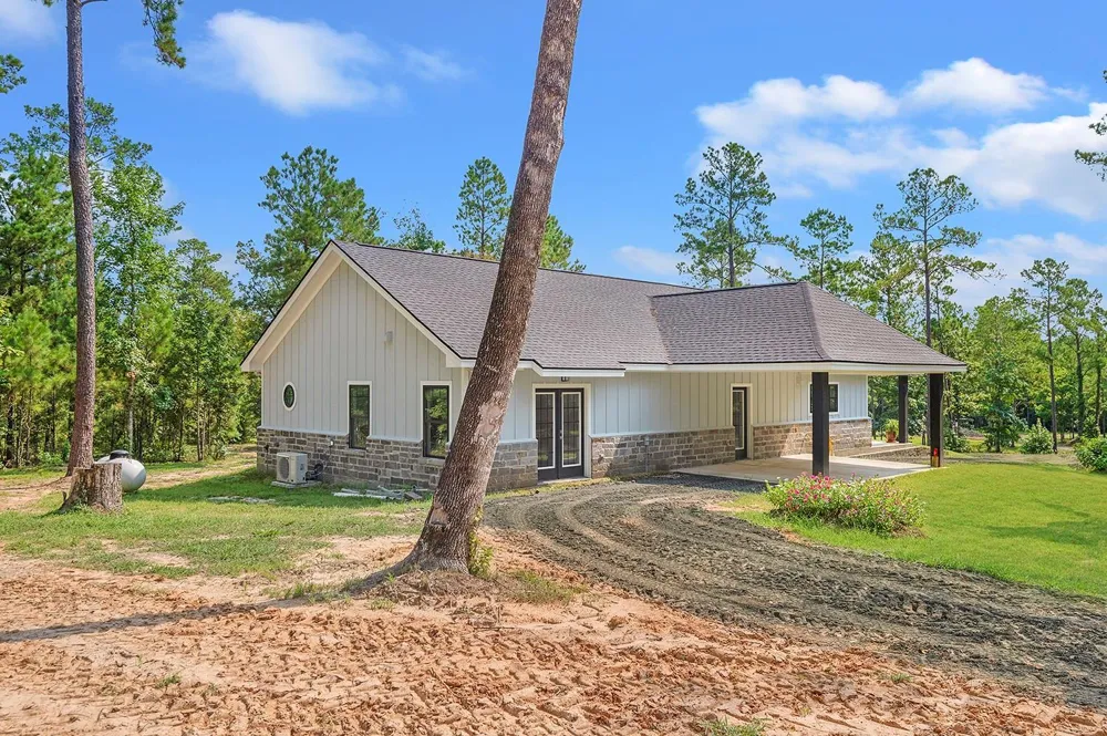 2231 Cr 3550 Woodville, TX 75979