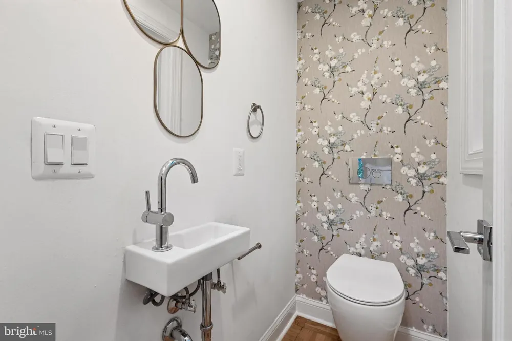 3415 VALLEY DRIVE Alexandria, VA 22302