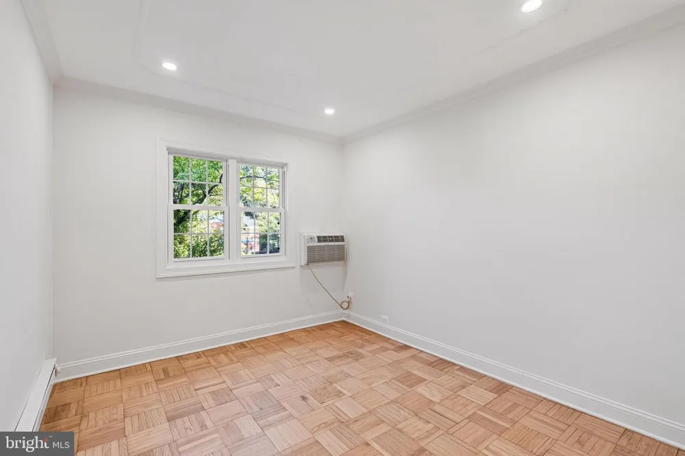 3415 VALLEY DRIVE Alexandria, VA 22302