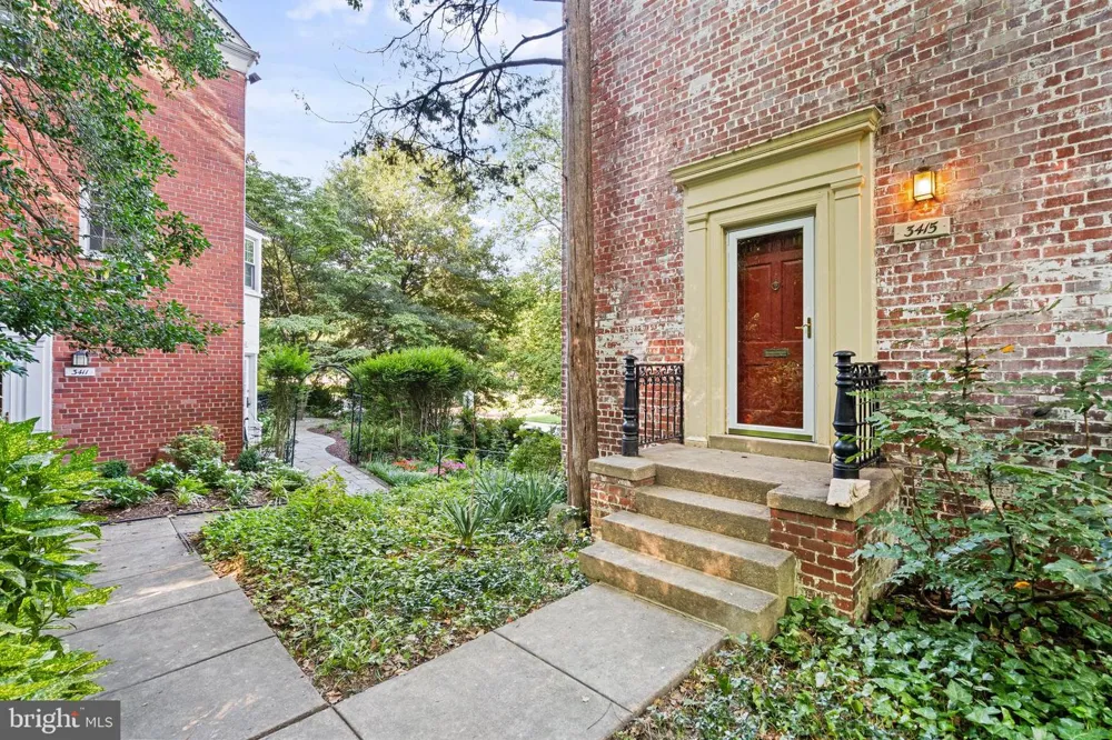 3415 VALLEY DRIVE Alexandria, VA 22302