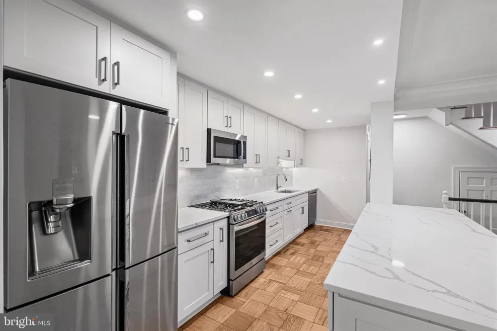 3415 VALLEY DRIVE Alexandria, VA 22302