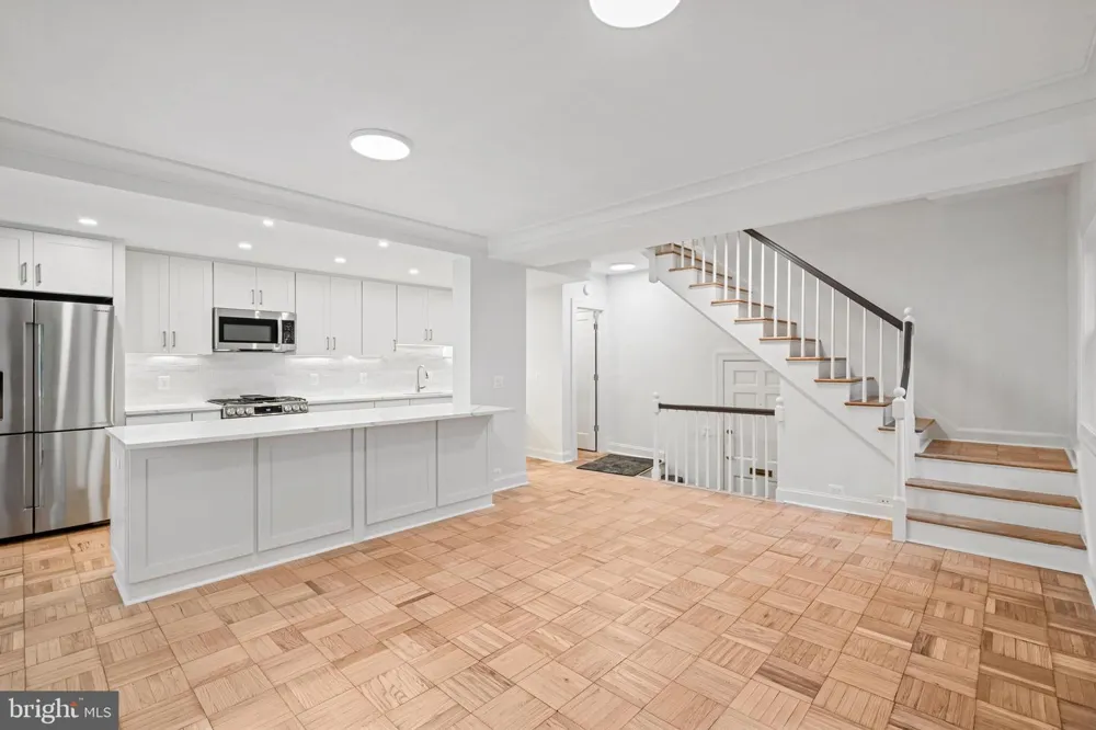 3415 VALLEY DRIVE Alexandria, VA 22302