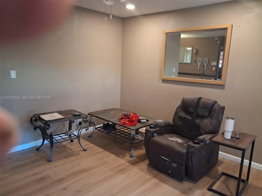 6359 SW 2nd St Margate, FL 33068