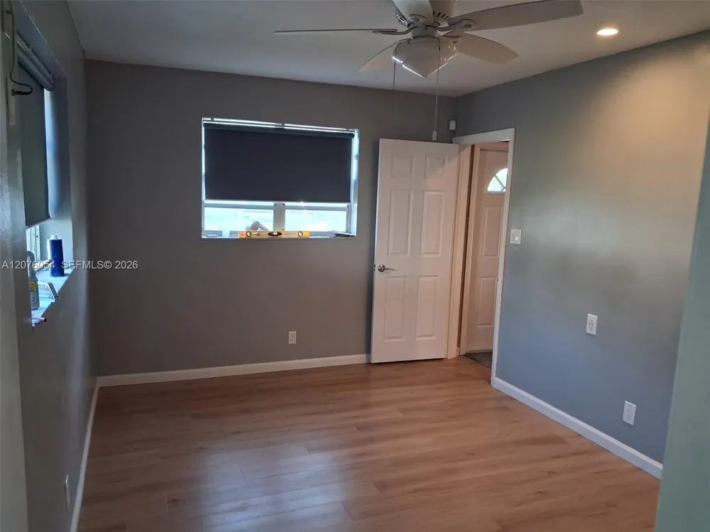 6359 SW 2nd St Margate, FL 33068