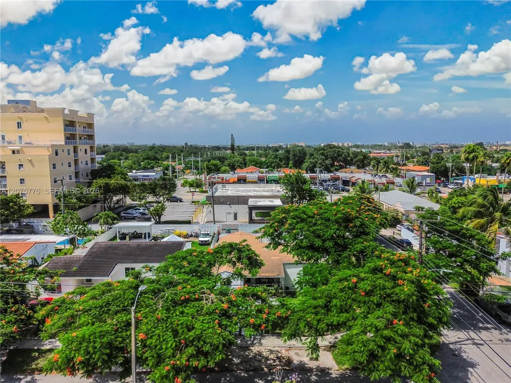 2801 NW 6th St Miami, FL 33125