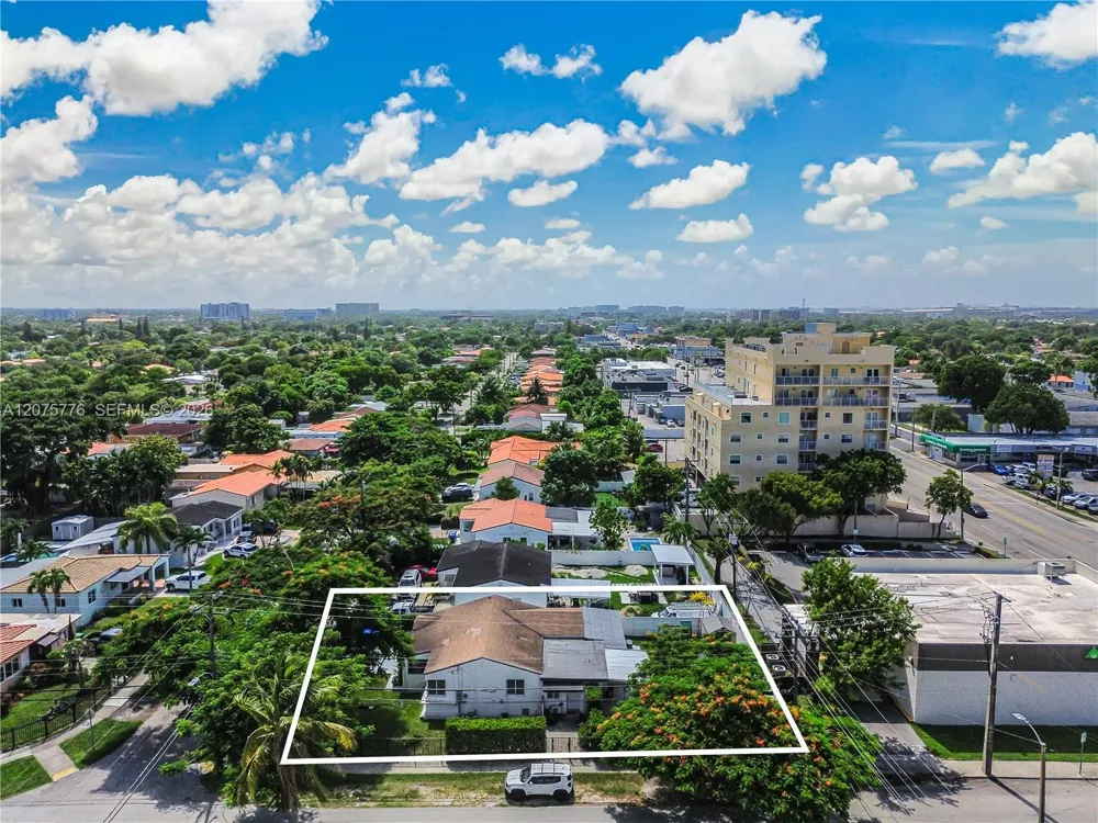 2801 NW 6th St Miami, FL 33125