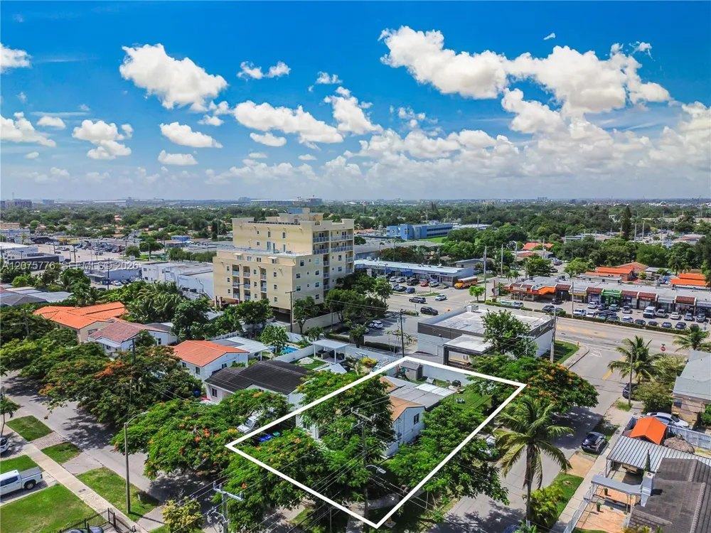 2801 NW 6th St Miami, FL 33125