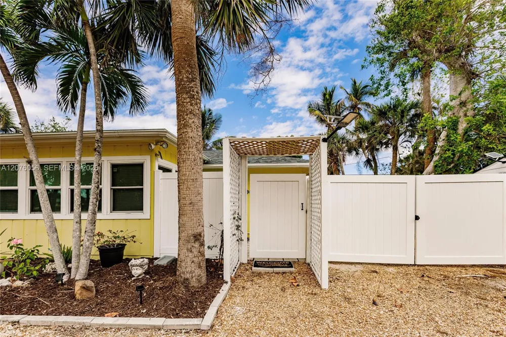 1942 Roseate Ln Other City - In The State Of Florida, FL 33957