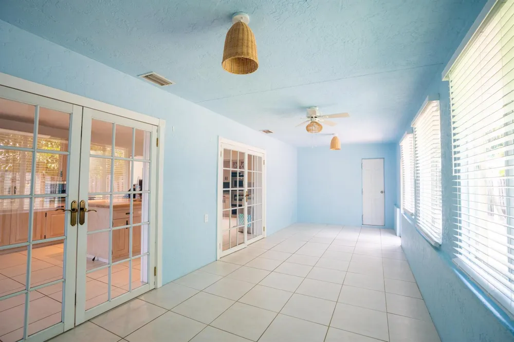 17 SE 8TH TERRACE Deerfield Beach, FL 33441