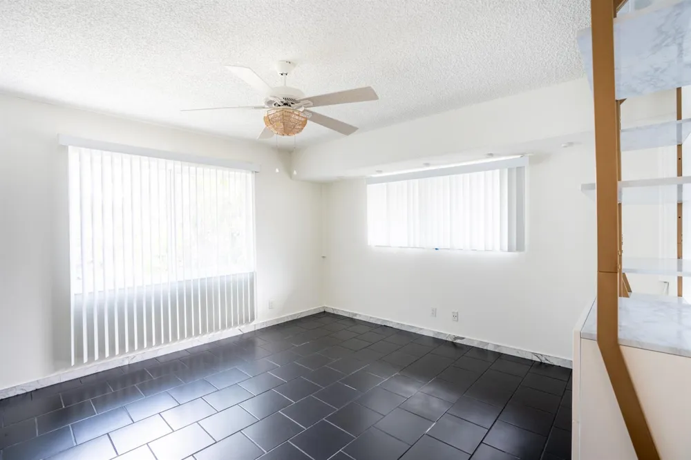 17 SE 8TH TERRACE Deerfield Beach, FL 33441