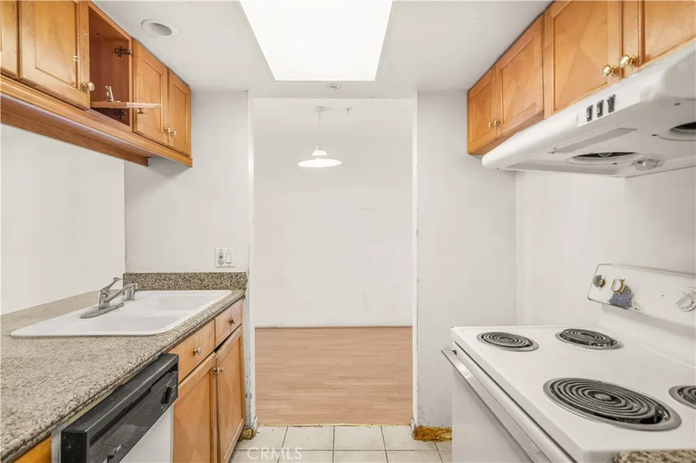 111 Marguerita #105 Monterey Park, CA 91754