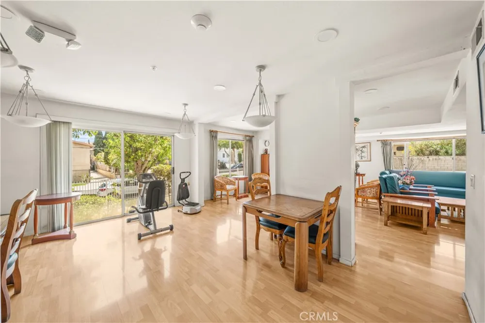 111 Marguerita #105 Monterey Park, CA 91754