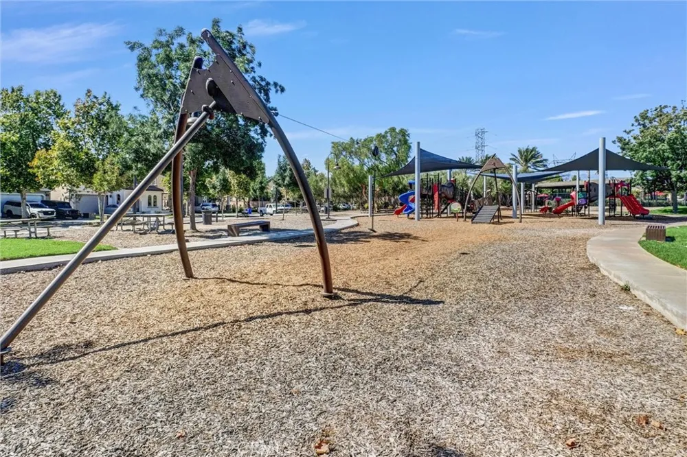 4157 S Winwood Paseo Ontario, CA 91761