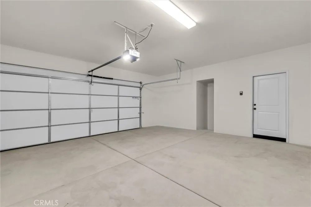 4157 S Winwood Paseo Ontario, CA 91761