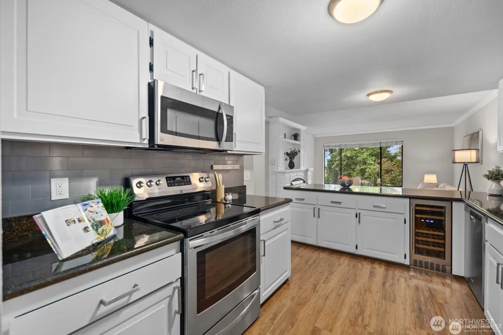 7639 SE 29th Street Mercer Island, WA 98040