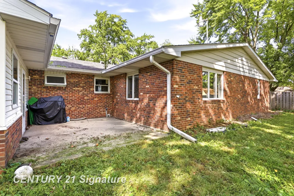 4657 Dogwood Lane Saginaw Charter Township, MI 48603