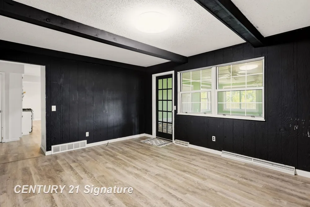 4657 Dogwood Lane Saginaw Charter Township, MI 48603