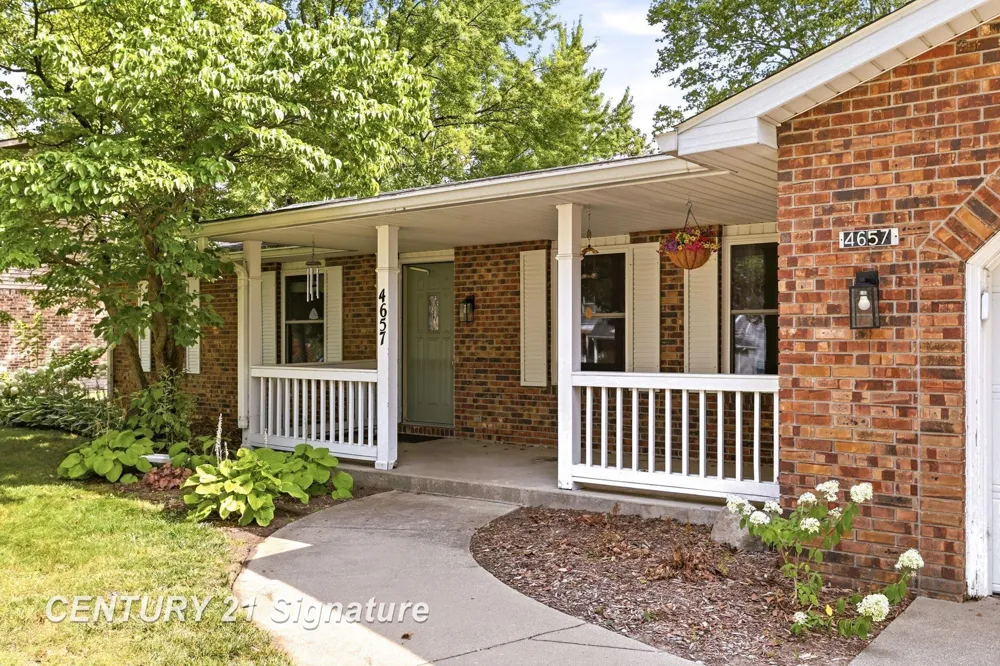 4657 Dogwood Lane Saginaw Charter Township, MI 48603