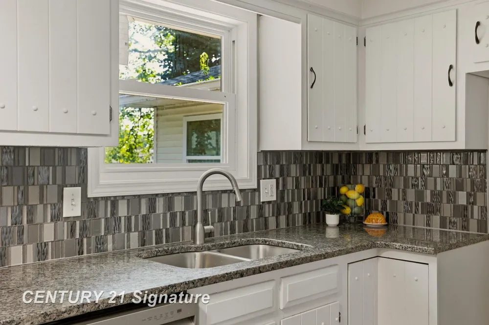 4657 Dogwood Lane Saginaw Charter Township, MI 48603
