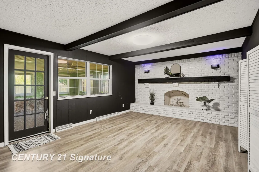 4657 Dogwood Lane Saginaw Charter Township, MI 48603