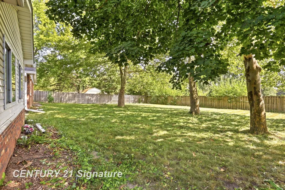 4657 Dogwood Lane Saginaw Charter Township, MI 48603